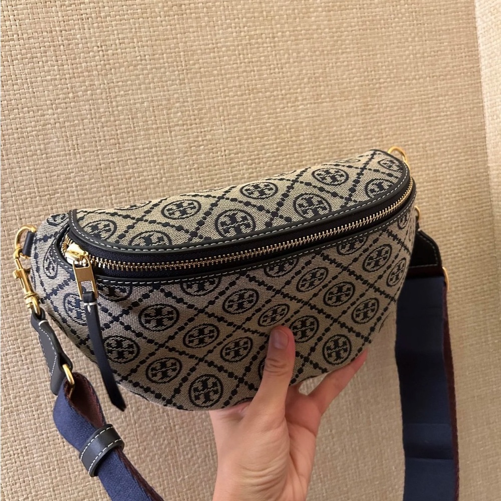 New Tory burch t monogram belt bag - Picture 4 of 6